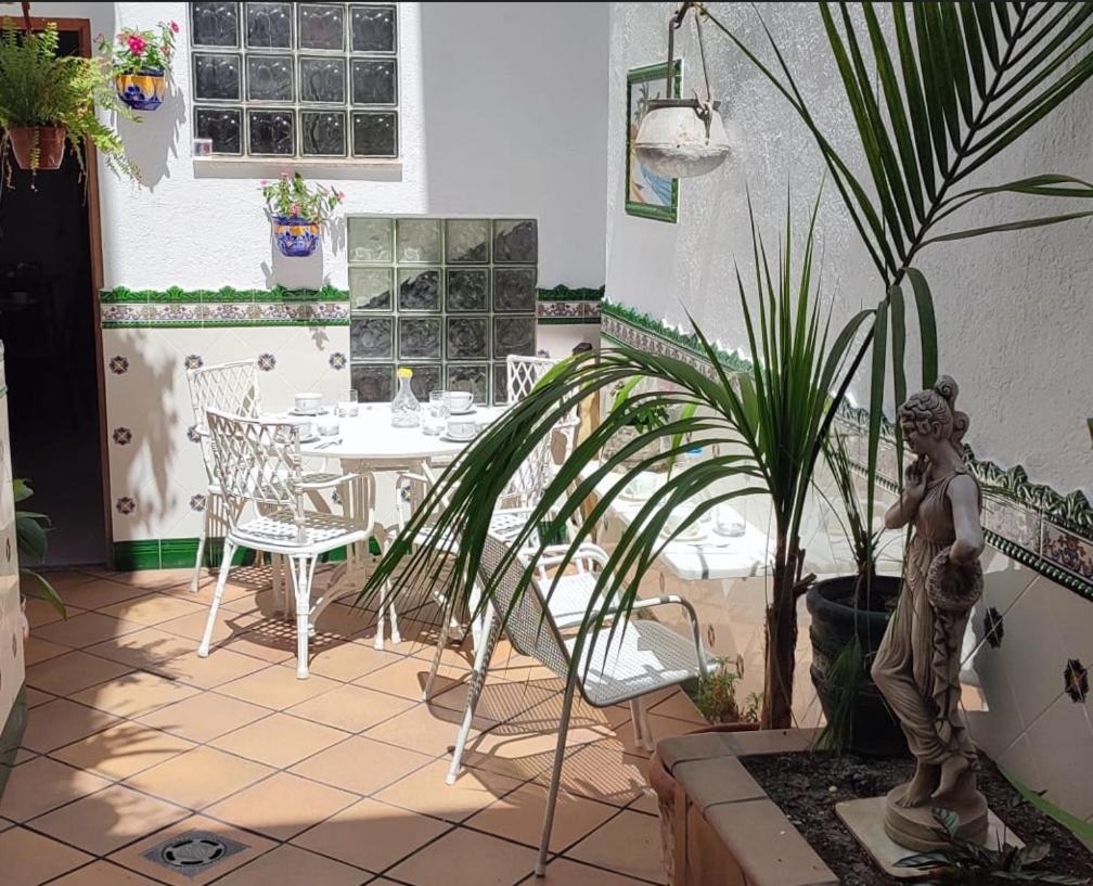 L'Hostalet Guesthouse Pineda de Mar Exterior photo